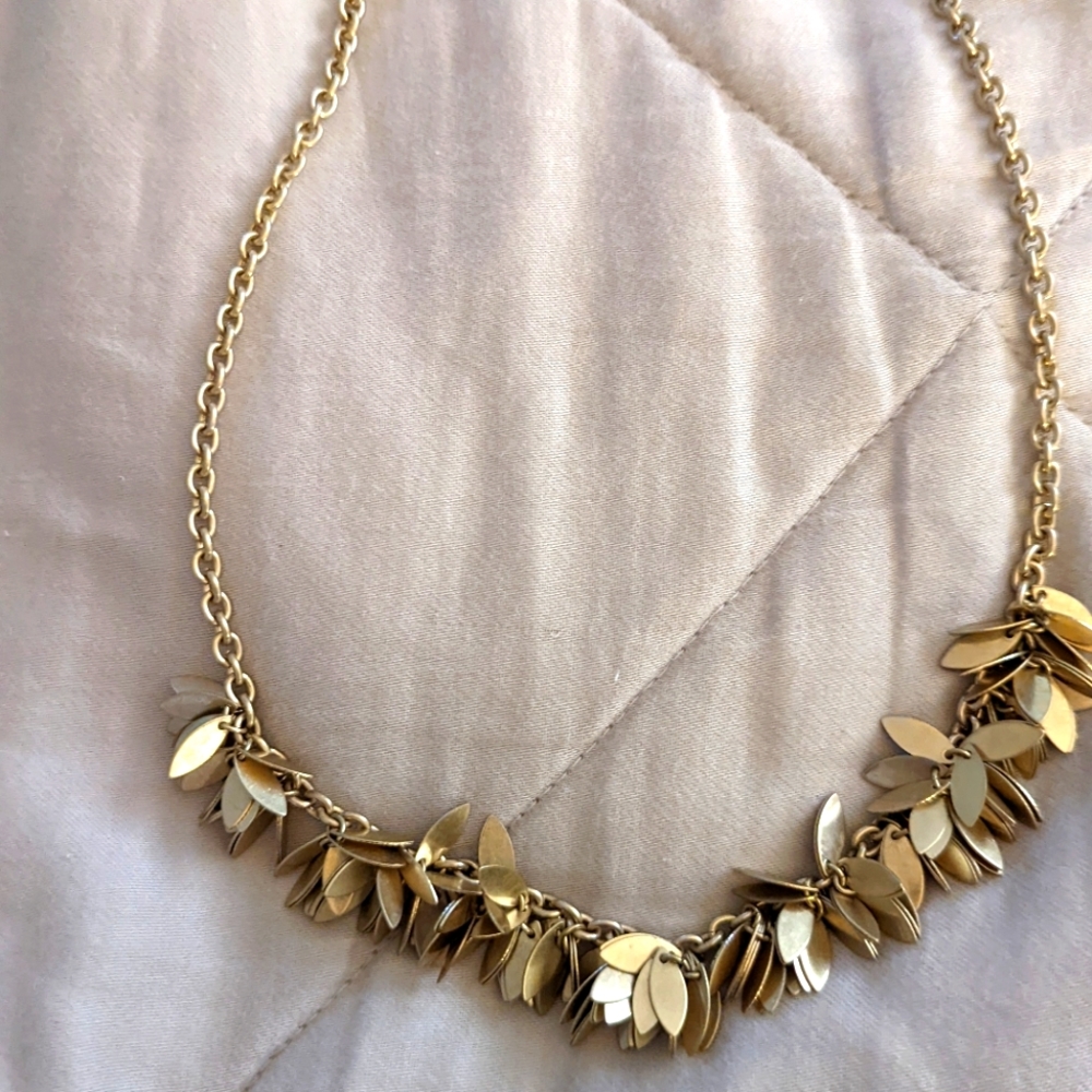 Chunky JCrew statement necklace gold